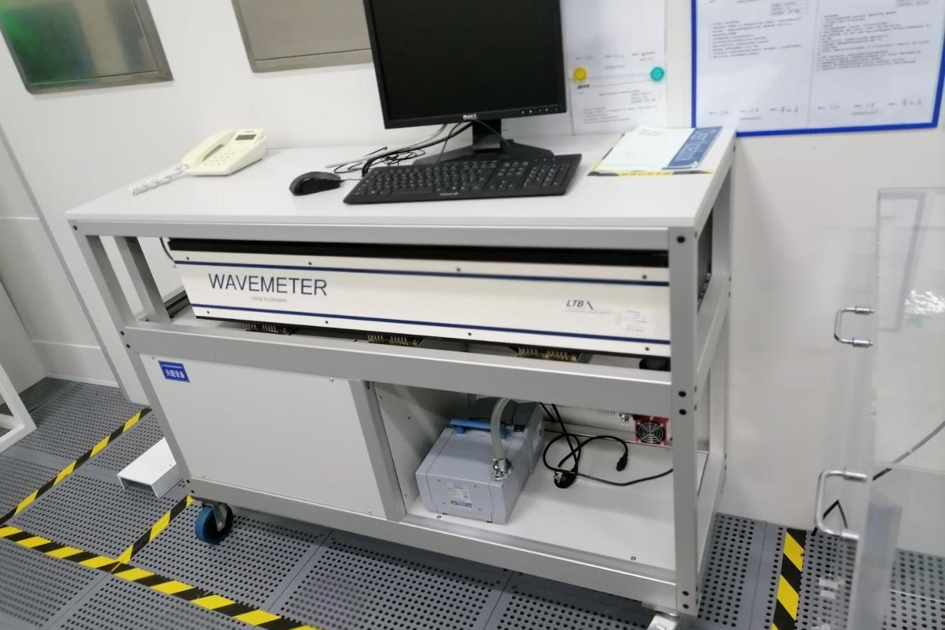 發(fā)射線分析光譜儀2臺